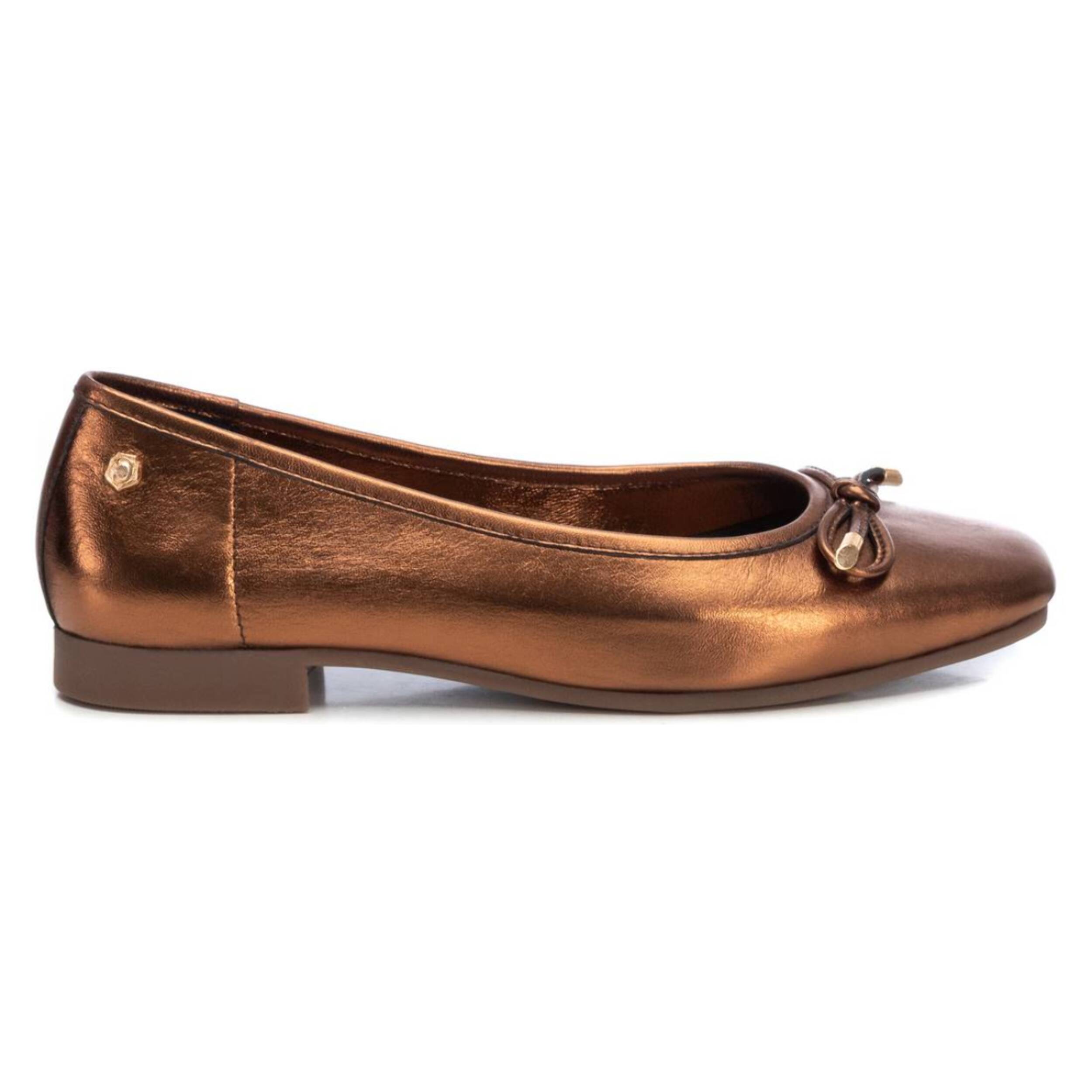 Zapato bailarina de piel bronce