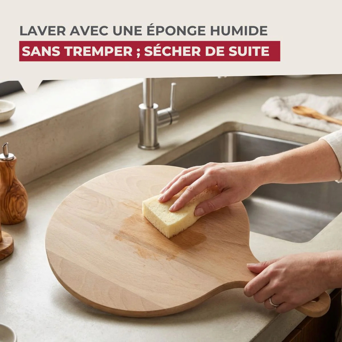 Planche à pizza et tarte flambée en bois 30 cm Fackelmann Wood Edition