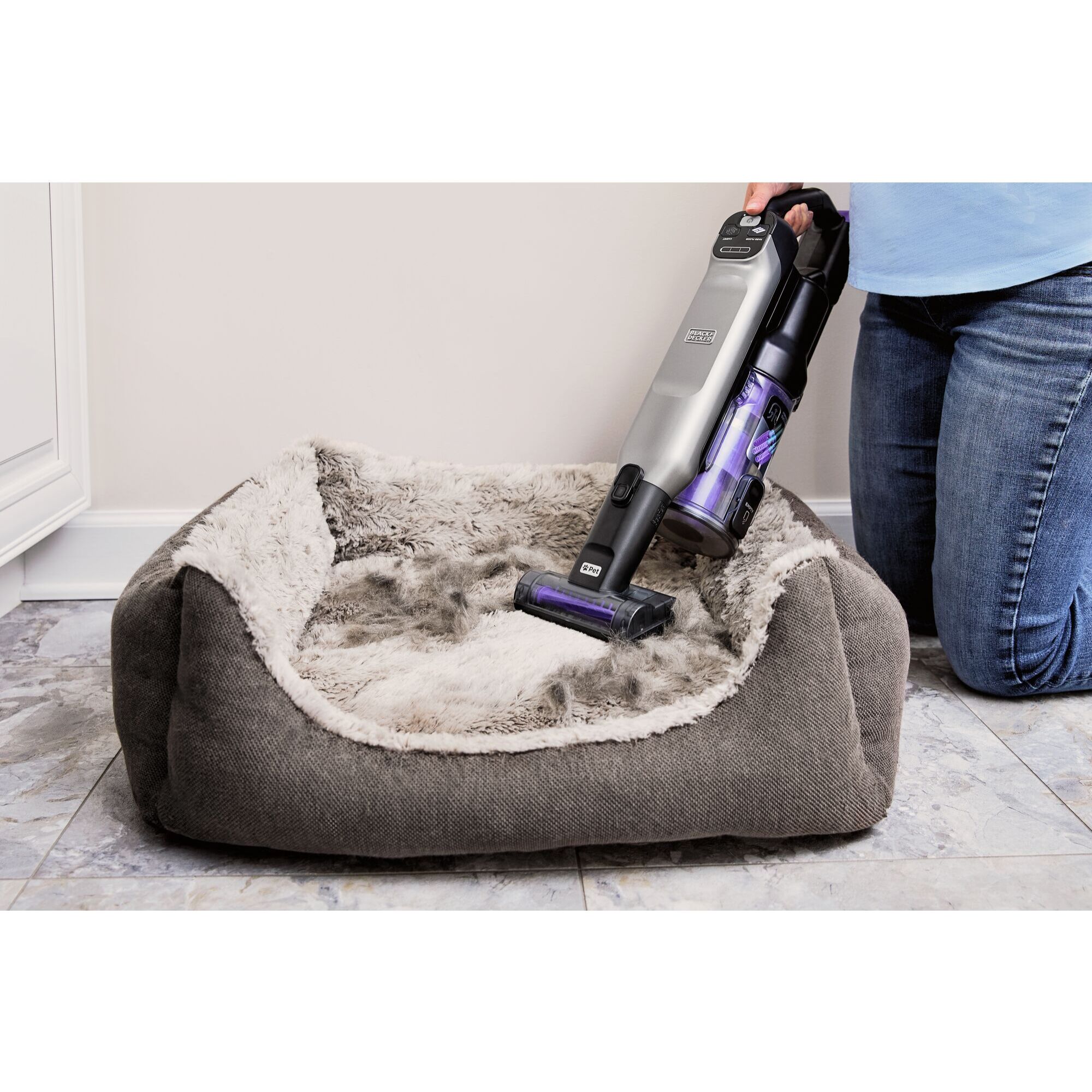 Aspirateur balai multifonction SUMMITSERIES - 21,6V 4,0Ah - 2 vitesses - Moteur digital - Spécial poils d'animaux