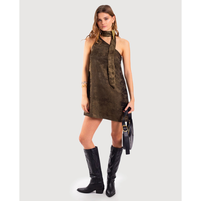 Vestido corto asimétrico con fular