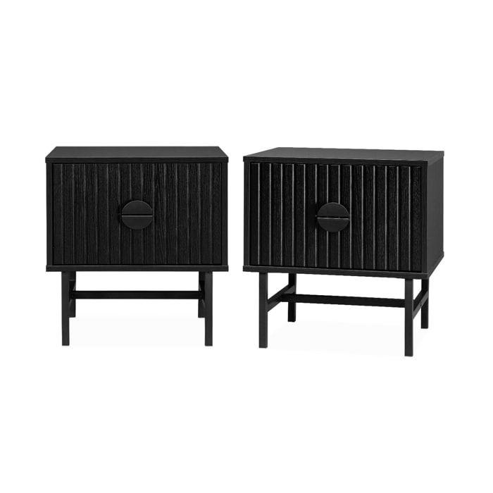 Lot de 2 tables de chevet noires. un tiroir. L 48 x l 39 x H 50cm