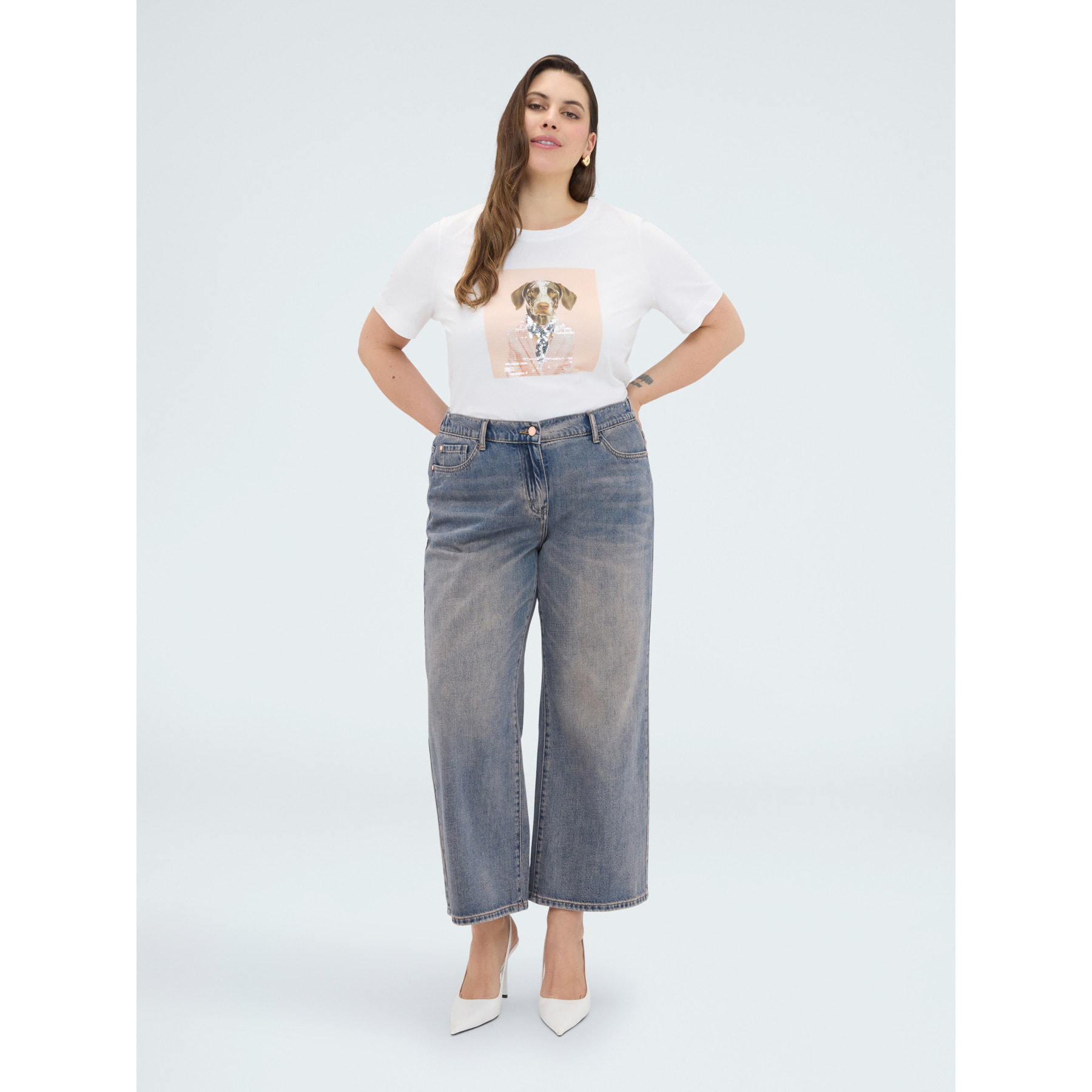 Fiorella Rubino - T-shirt cane chic con dettagli luminosi - Bianco