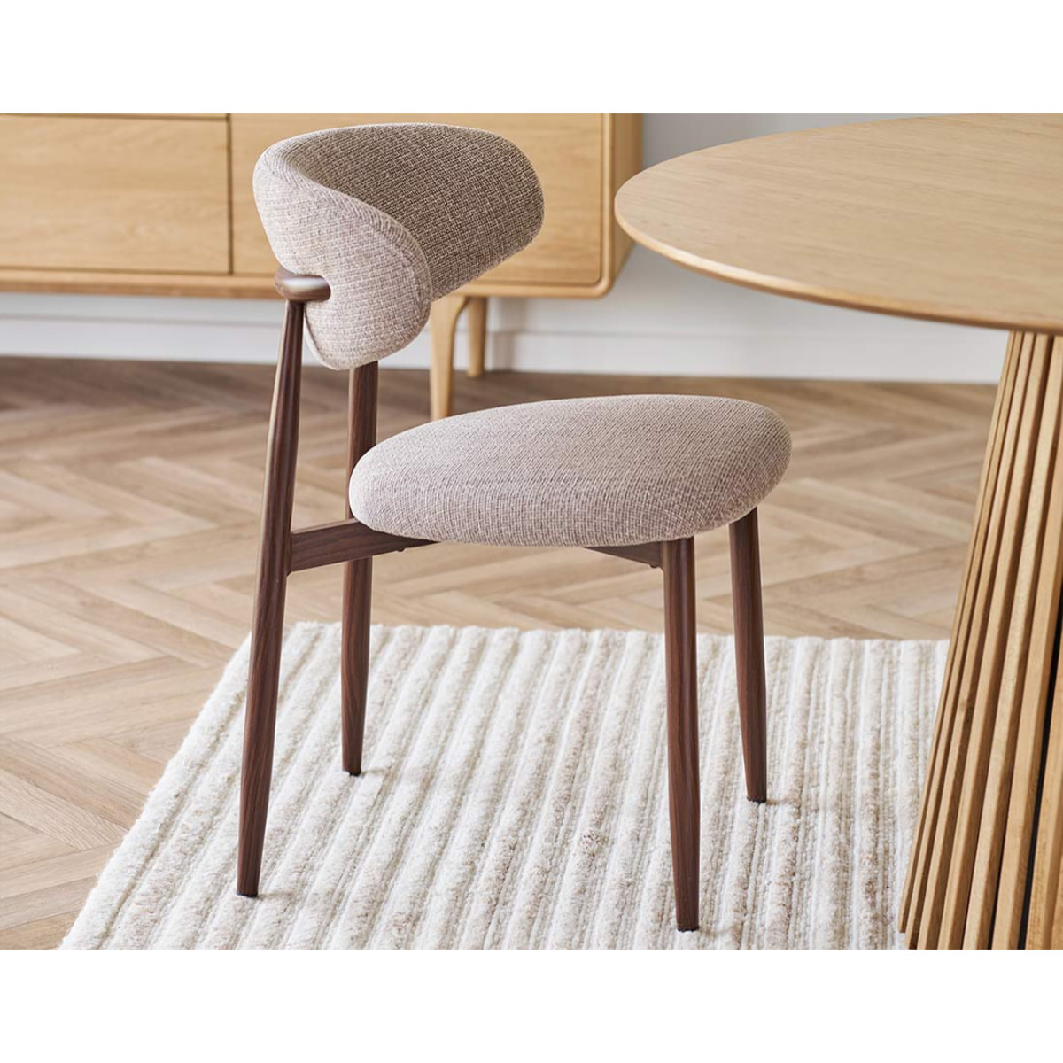 Eddie - lot de 2 chaises en tissu texturé - pieds en acier effet bois - Marron / Beige