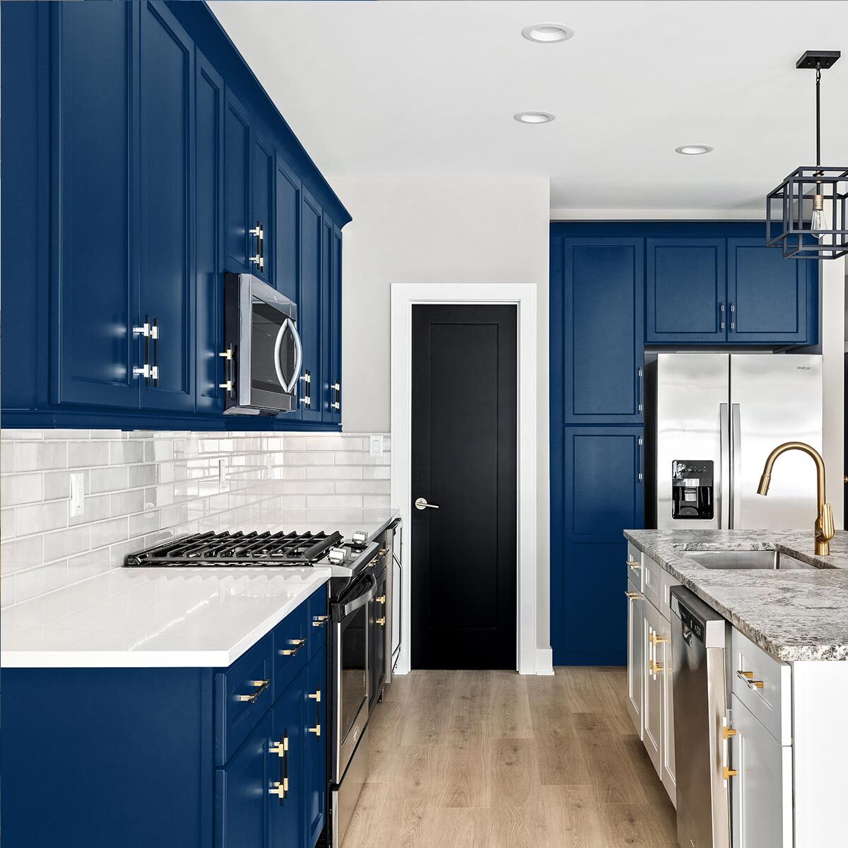 Rouleau adhésif décoratif Vinyle au Mètre - Bleu fonce - Sticker Lavable Imperméable Mur Cuisine Meubles