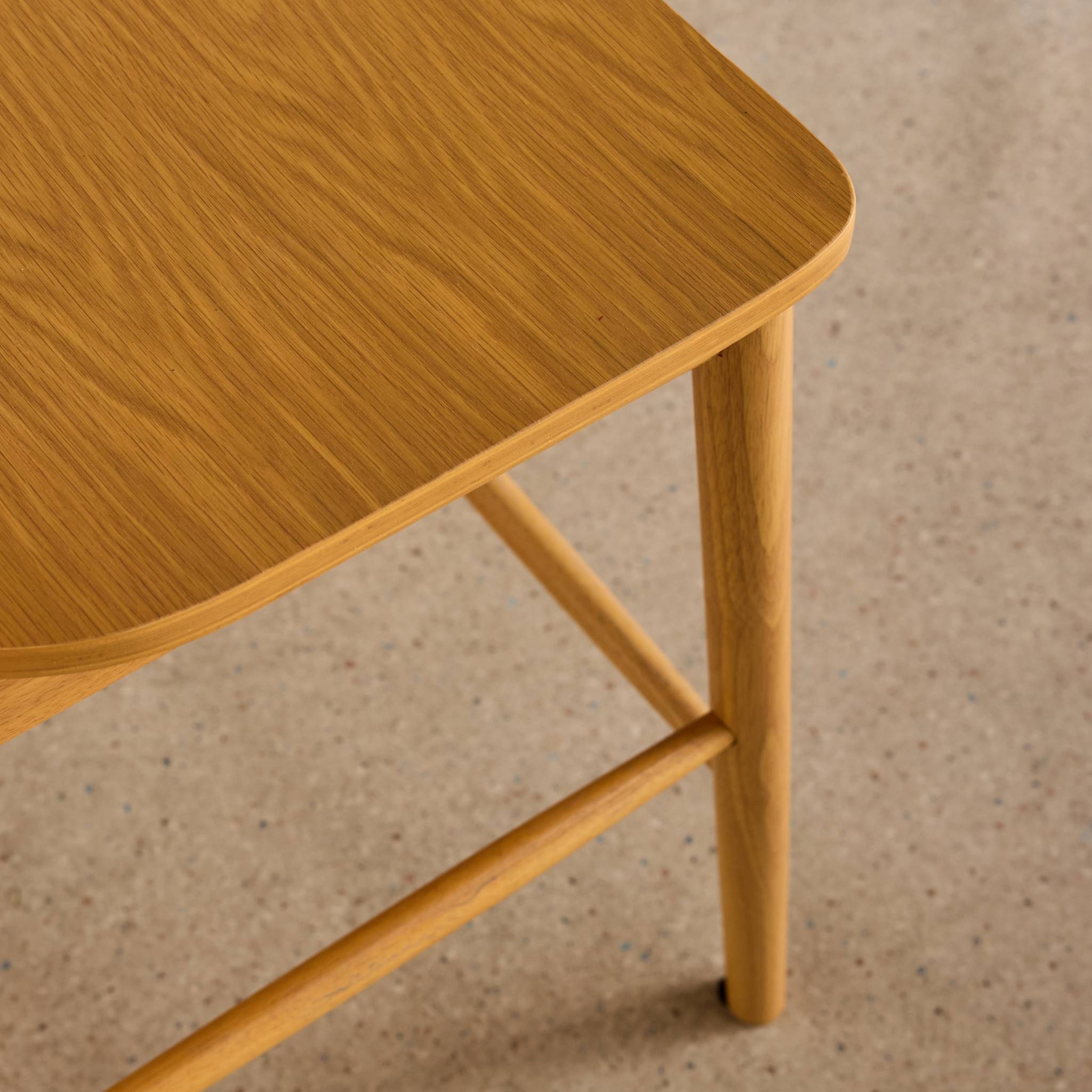 Tabouret de bar à barreaux bois d'hévéa 63cm (lot de 2) PAULA