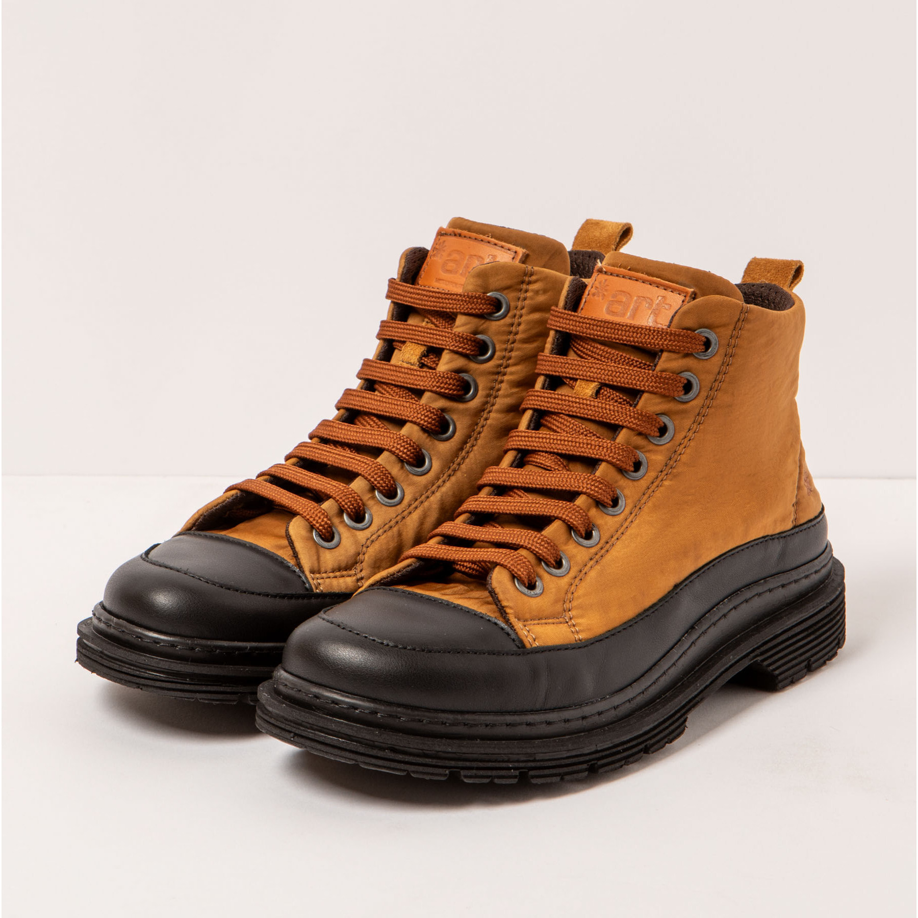 Botines 1895 NYLON CUERO-BLACK/ BIRMINGHAM color Cuero-black