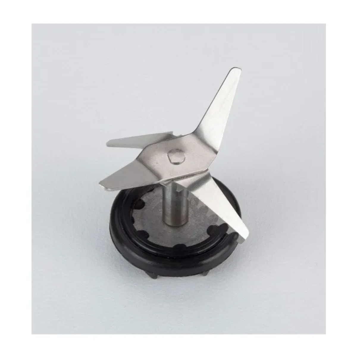 Batidora de vaso JATA BT797 de 1300 W. 4 cuchillas. 2 velocidades + pulse. Pica hielo