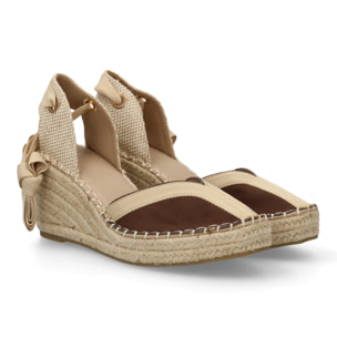 Sandalia de Mujer, Estilo Valenciana de Yute, Diseño Moderno, Detalles en la Pala