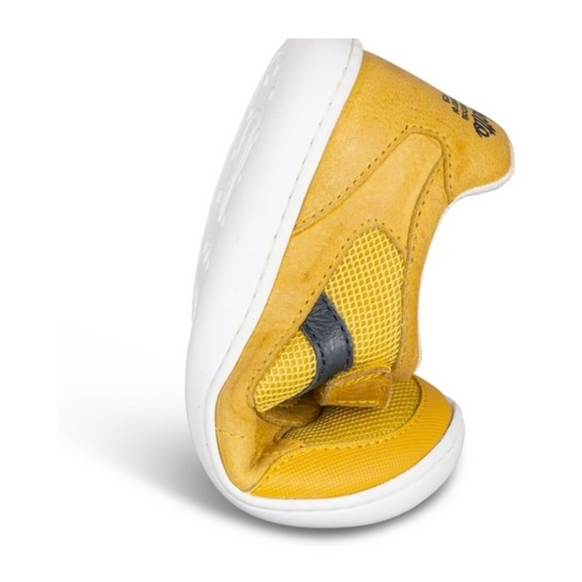 DEPORTIVA BAREFOOT CHETTO AMARILLO