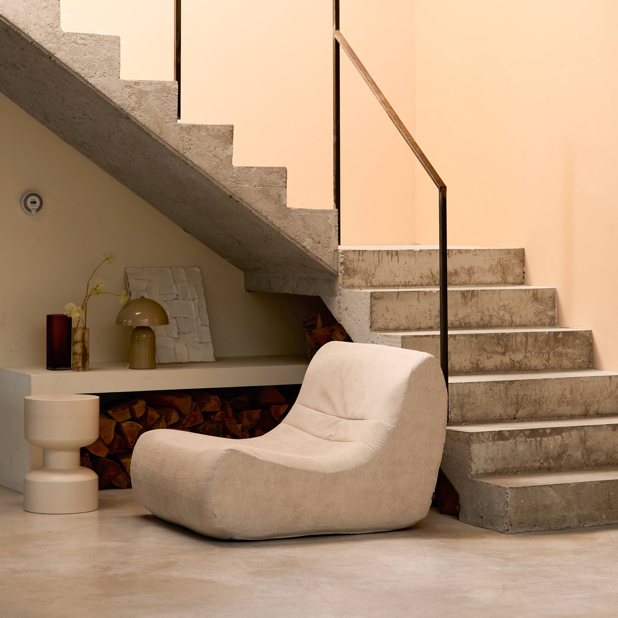 Fauteuil chauffeuse en velours style contemporain 1 place beige