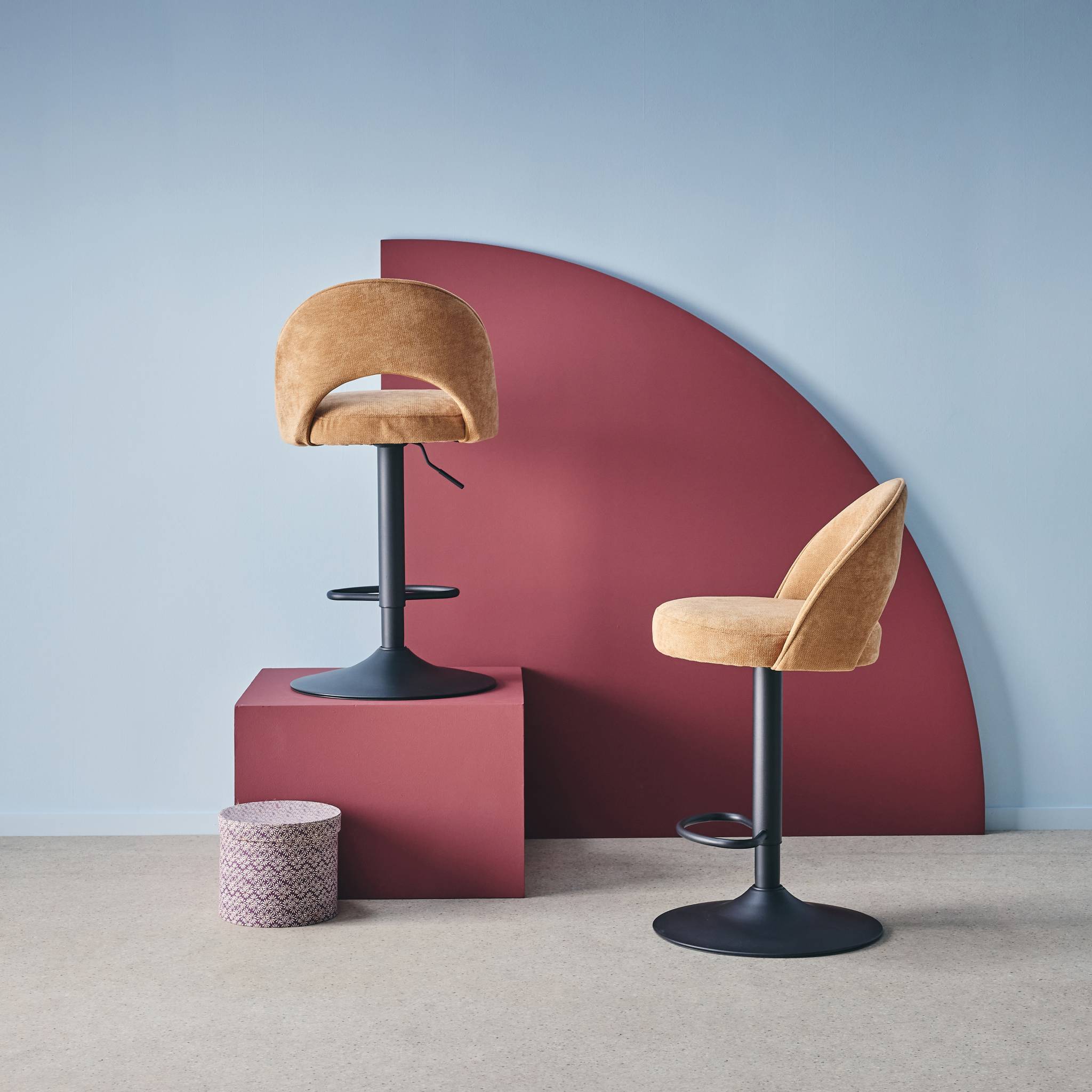 Tabouret de bar ajustable métal et tissu avec base noire 65/86,5cm (lot de 2) ABBY