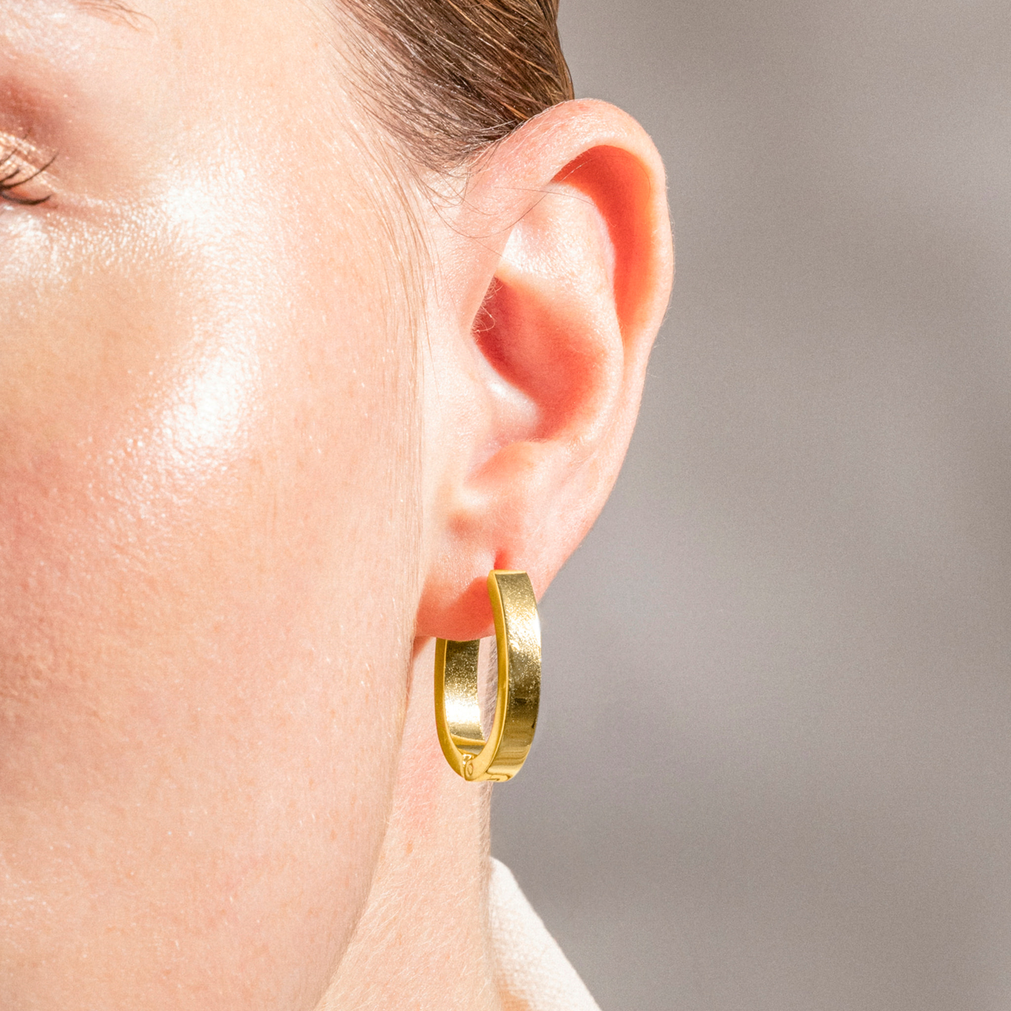 Pendientes acabado oro 18K