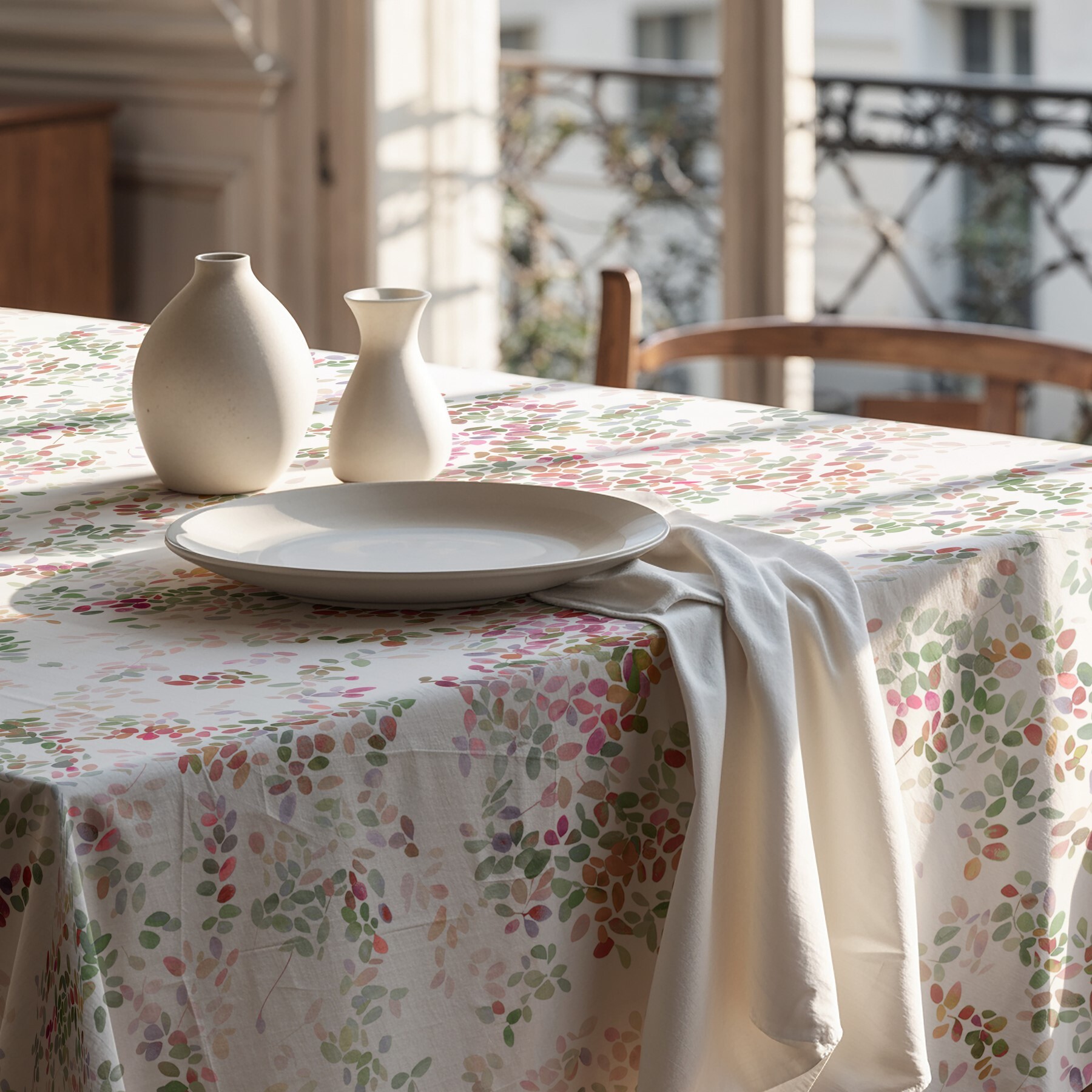 Nappe imprimée anti-tâches JUDIT FUCHSIA