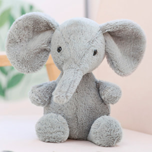 Peluche extra morbido e soffice Serie Peanuts. Design piccolo elefante. 35 cm.