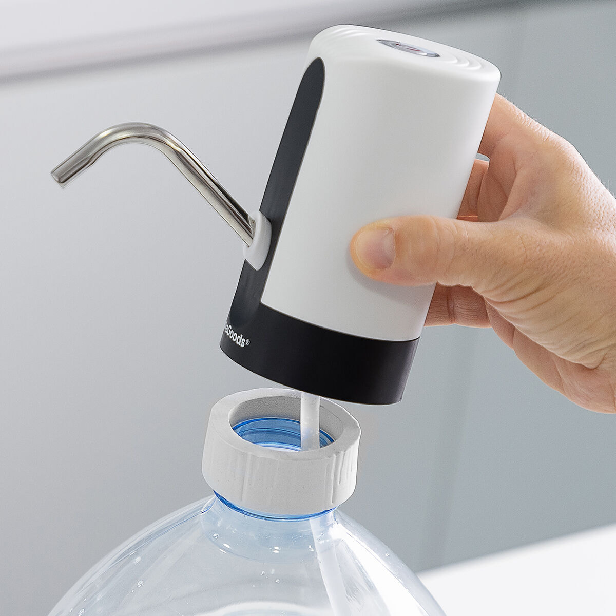 Dispensador de Agua Automático Recargable InnovaGoods