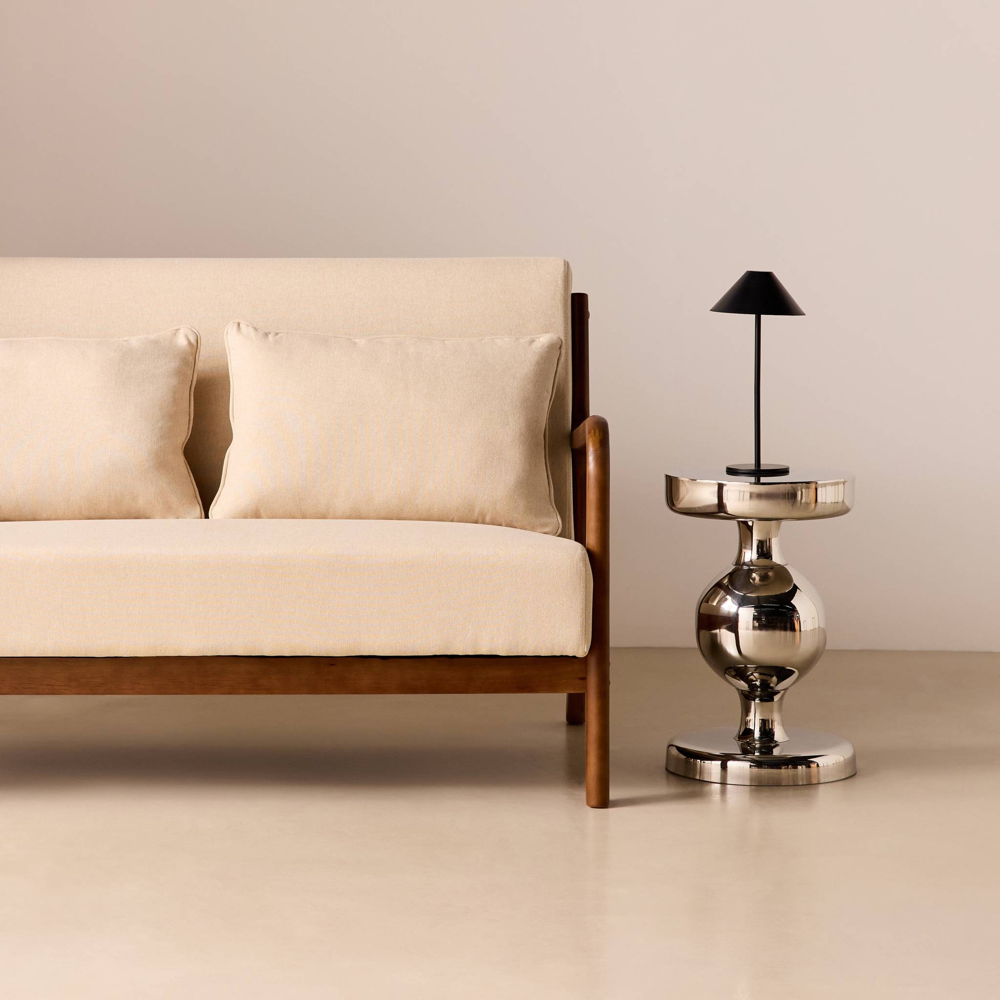 Banquette scandinave 2 places bois d'hévéa teinté noyer clair et tissu LORENS