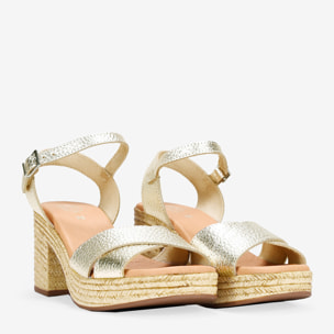 Sandalias de piel doradas con tacón efecto esparto