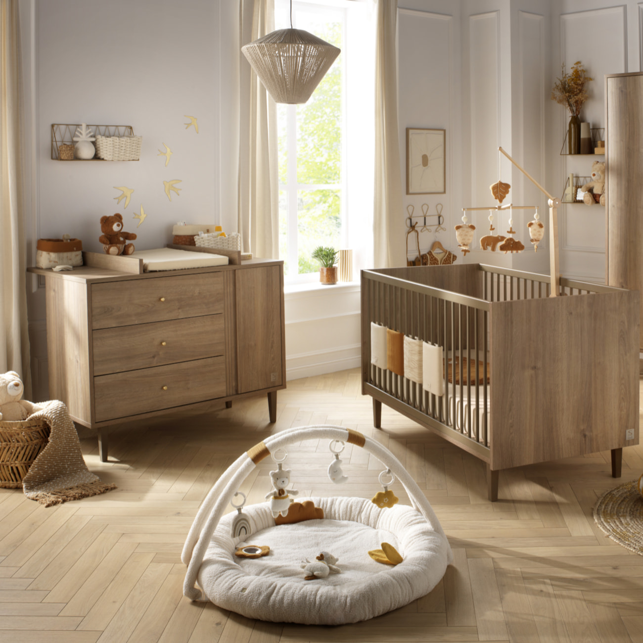 Chambre bébé évolutive Mokka, Lit 140x70 évolutif et Commode à langer - Chêne Mokka