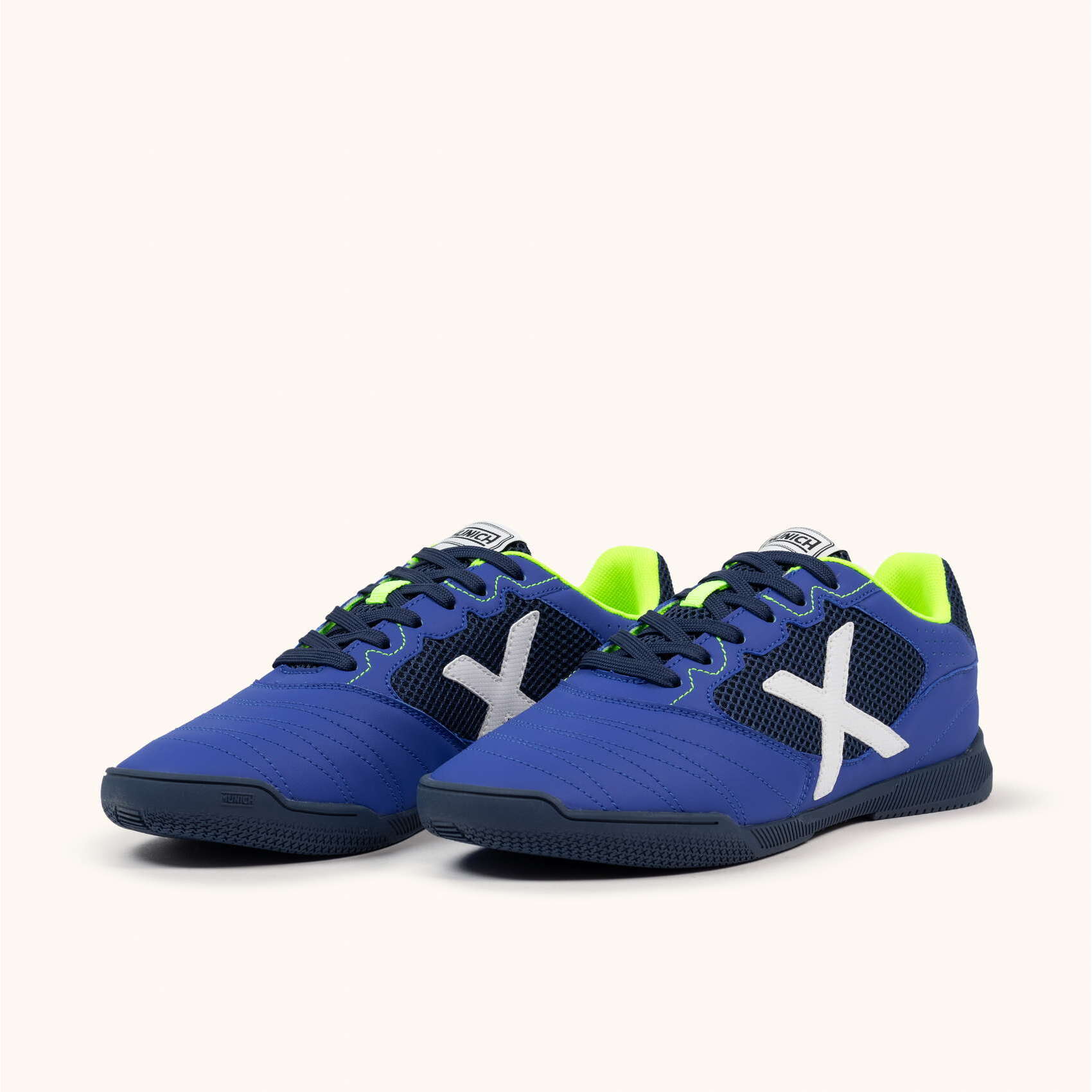 MUNICH DEBUT 01