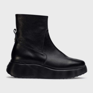 Botín Deportivo SOFÃA Negro. Tacón: 5cm