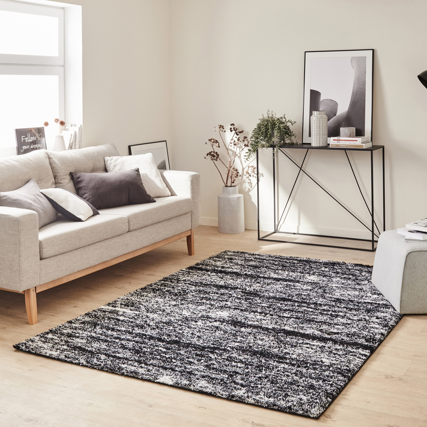 Oslo - tapis moderne abstrait à poils longs noir