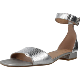 Sandalias Mujer de la marca GEOX  modelo D NEW ERAKLIA 15 PLATA