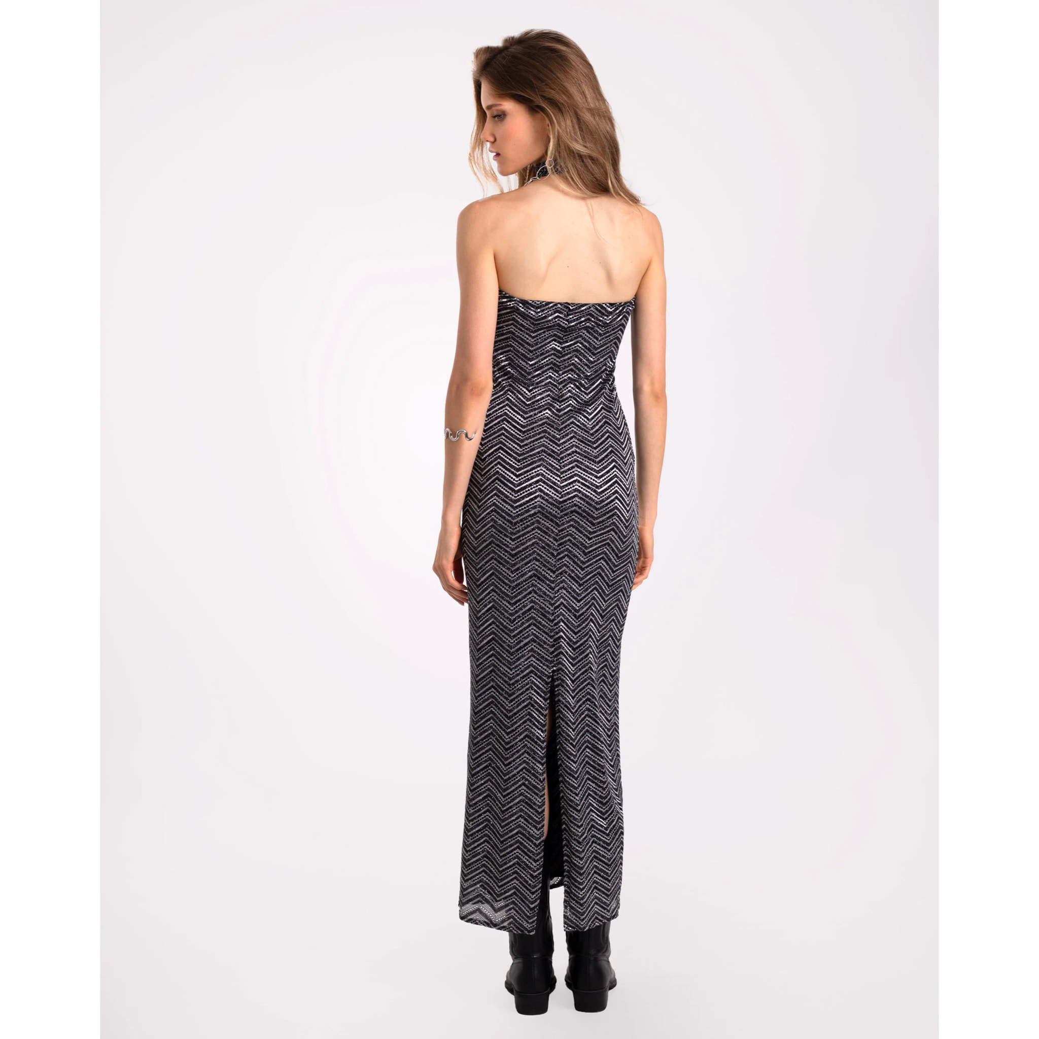 Vestido de tubo palabra de honor.