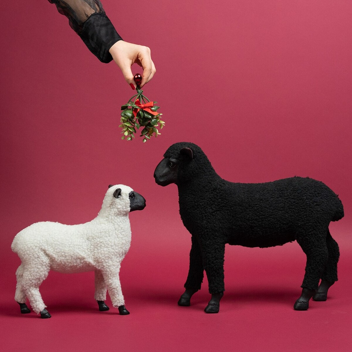 Déco agneau 37cm noir Kare Design