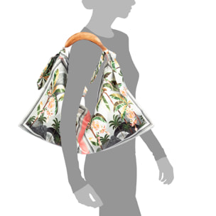Bereguardo Bolso de hombro Mujer. Fabricado en tejido suave estampado con tintes naturales con asa de madera.