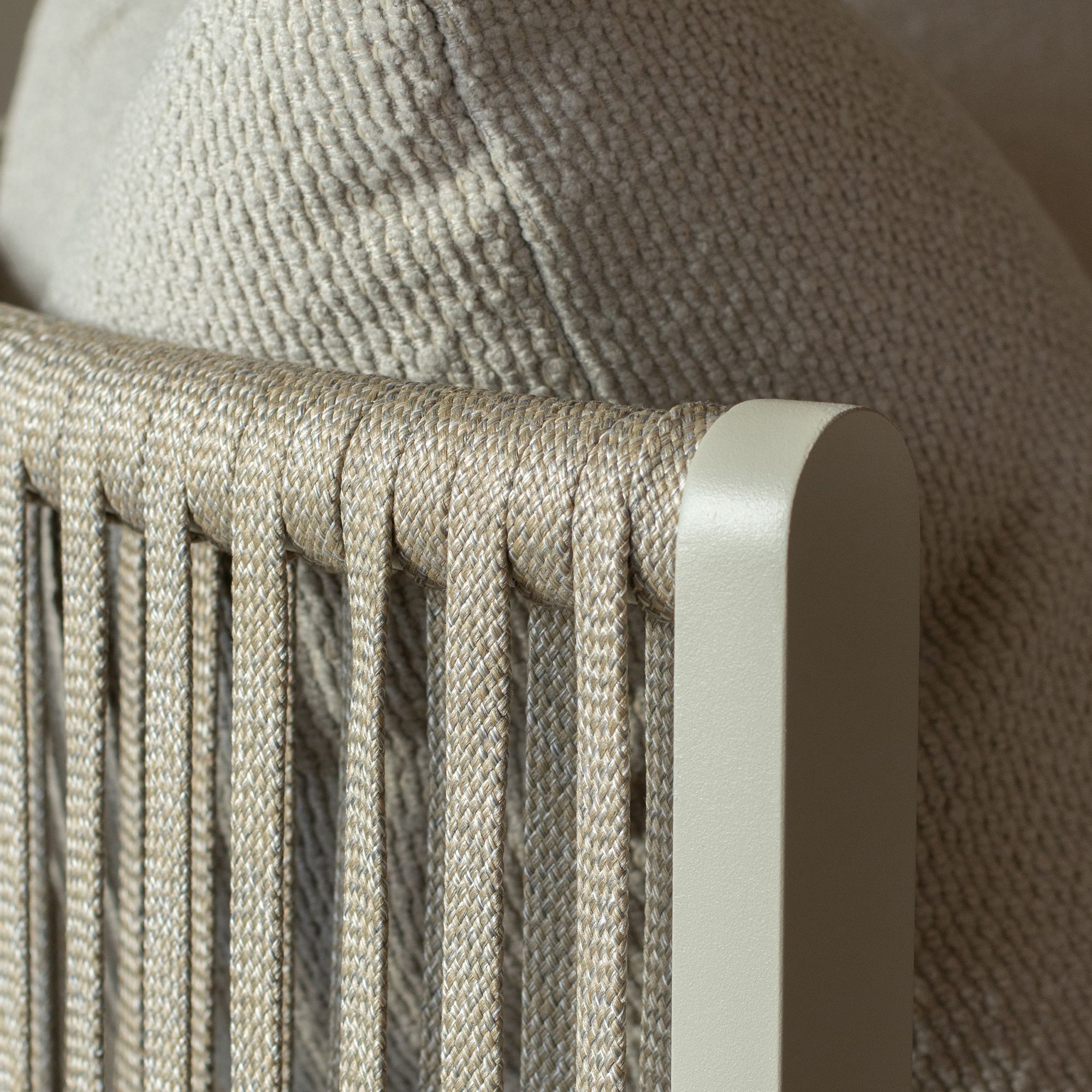 Salon de jardin beige 8 places tissu et structure aluminium BELLAGIO