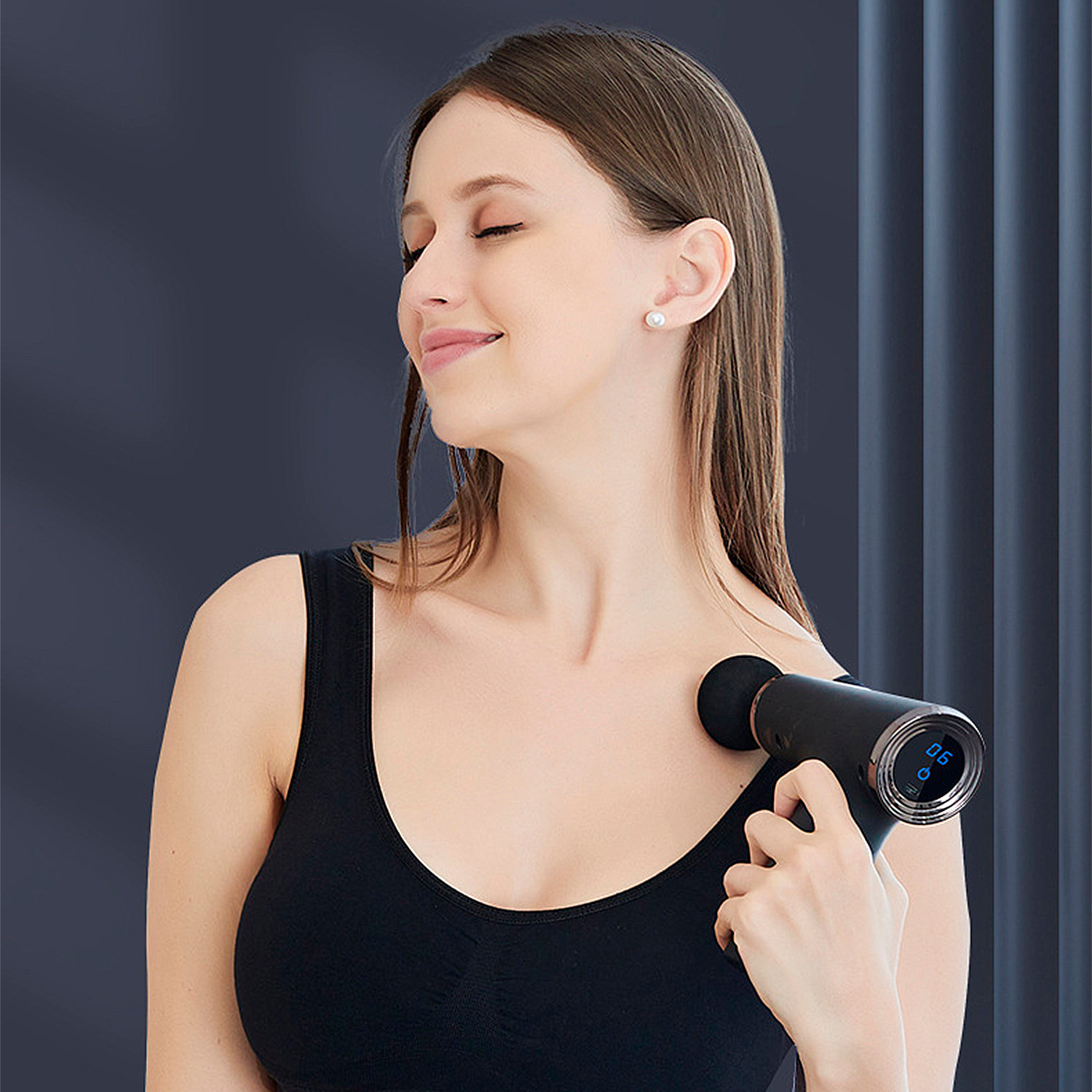 Mini pistola fascia per massaggio muscolare con 6 intensità e 4 teste di massaggio.