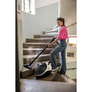 Nettoyeur vapeur aspirateur Karcher SV 7 - Puissance 2200 W- Capacité 1 L- Rayon d'action 8 m- 2 en 1