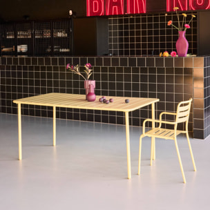 Table de jardin métal 6-8 places. jaune. Amelia. 160x90xH72.5cm