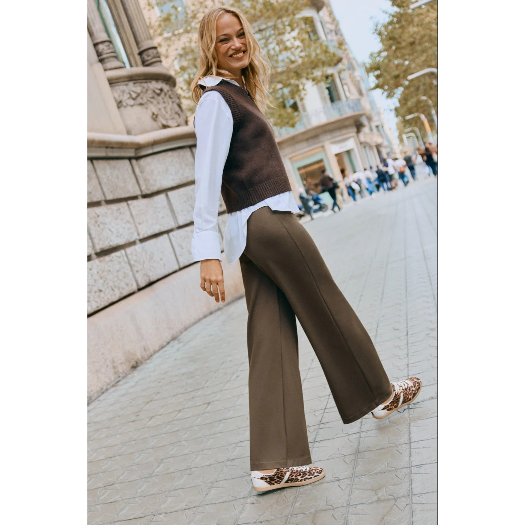 Pantalone comfort larghi