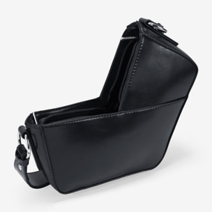 Bolso pequeño de hombro negro brillante