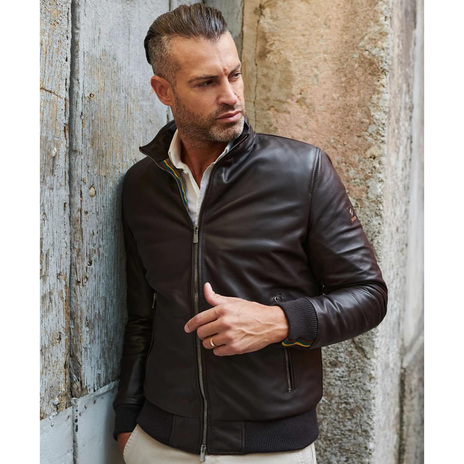 Bomber imbottito in pelle nappa marrone collo coreana con cerniera