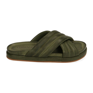 Zapatillas verdes de piel