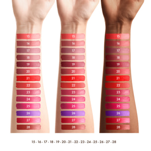 LIP SHOT Rossetto satinato dalla texture leggera ed avvolgente