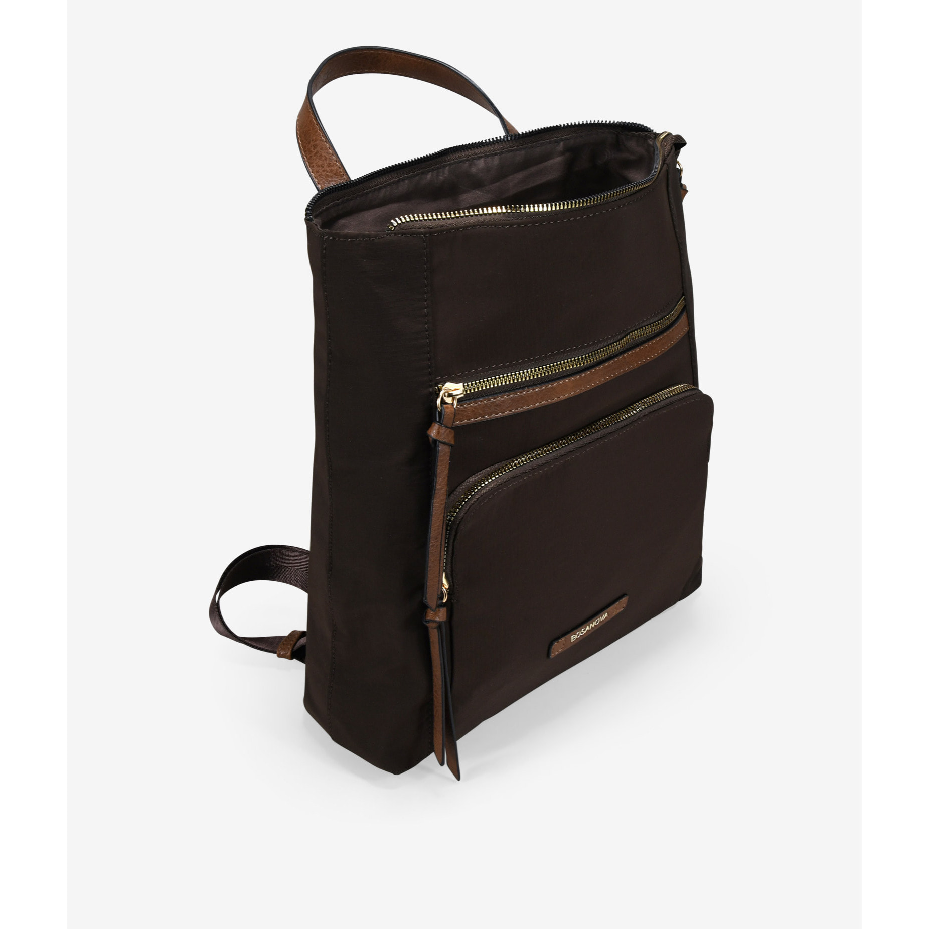 Mochila deportiva marrón con cremalleras metálicas