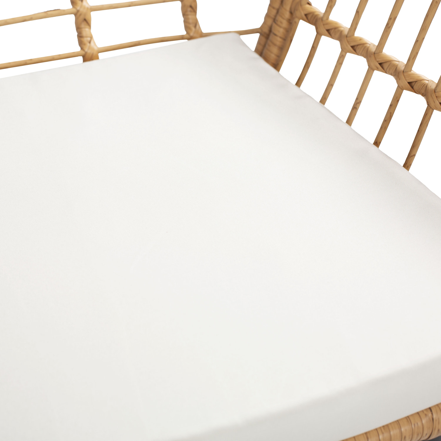 Salon de jardin TIGA en résine tressée 4 places - coussins crème