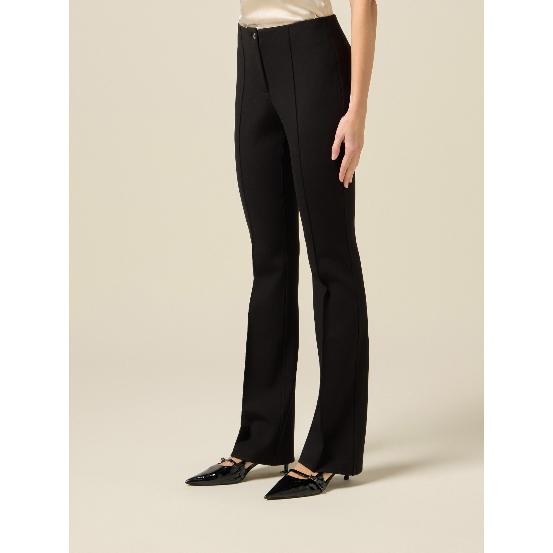 Oltre - Pantalones acampanados en punto milano - Negro