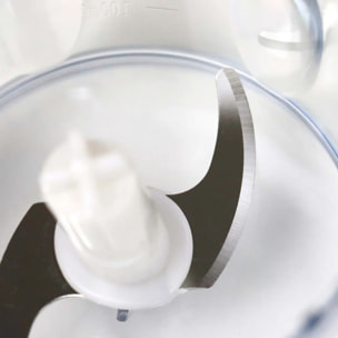 Batidora de mano JATA JEBT1790 de 800 W. 4 cuchillas. Función turbo. Incluye picadora y vaso medidor