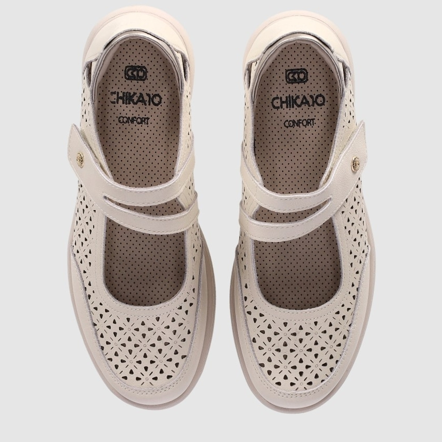 Zapatos de Piel - Beig - Tacón: Bajo