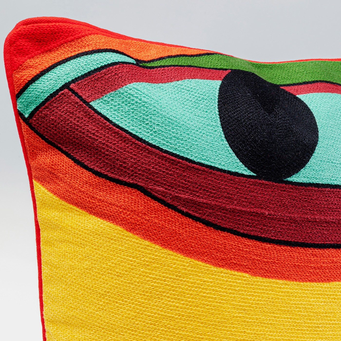 Coussin Faccia Arte droite Kare Design