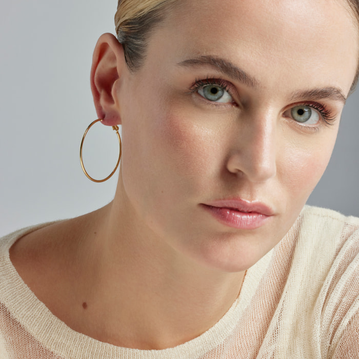 Pendientes de 30mm de diámetro acabado oro amarillo de 18k