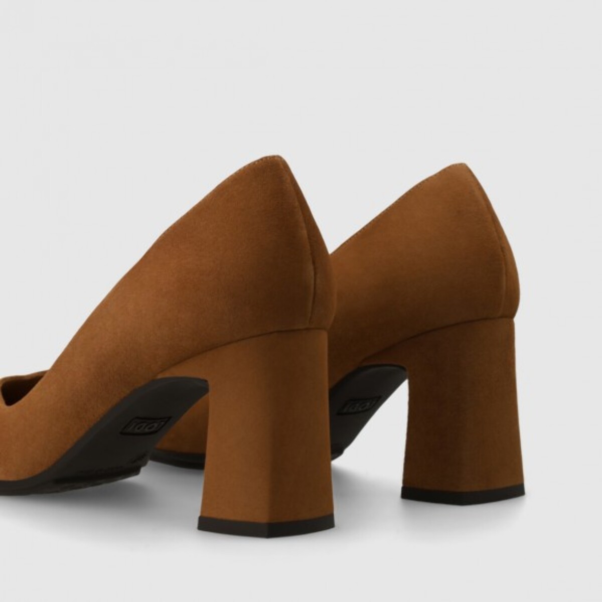 ZAPATOS DE SALÓN MARRONES MILI