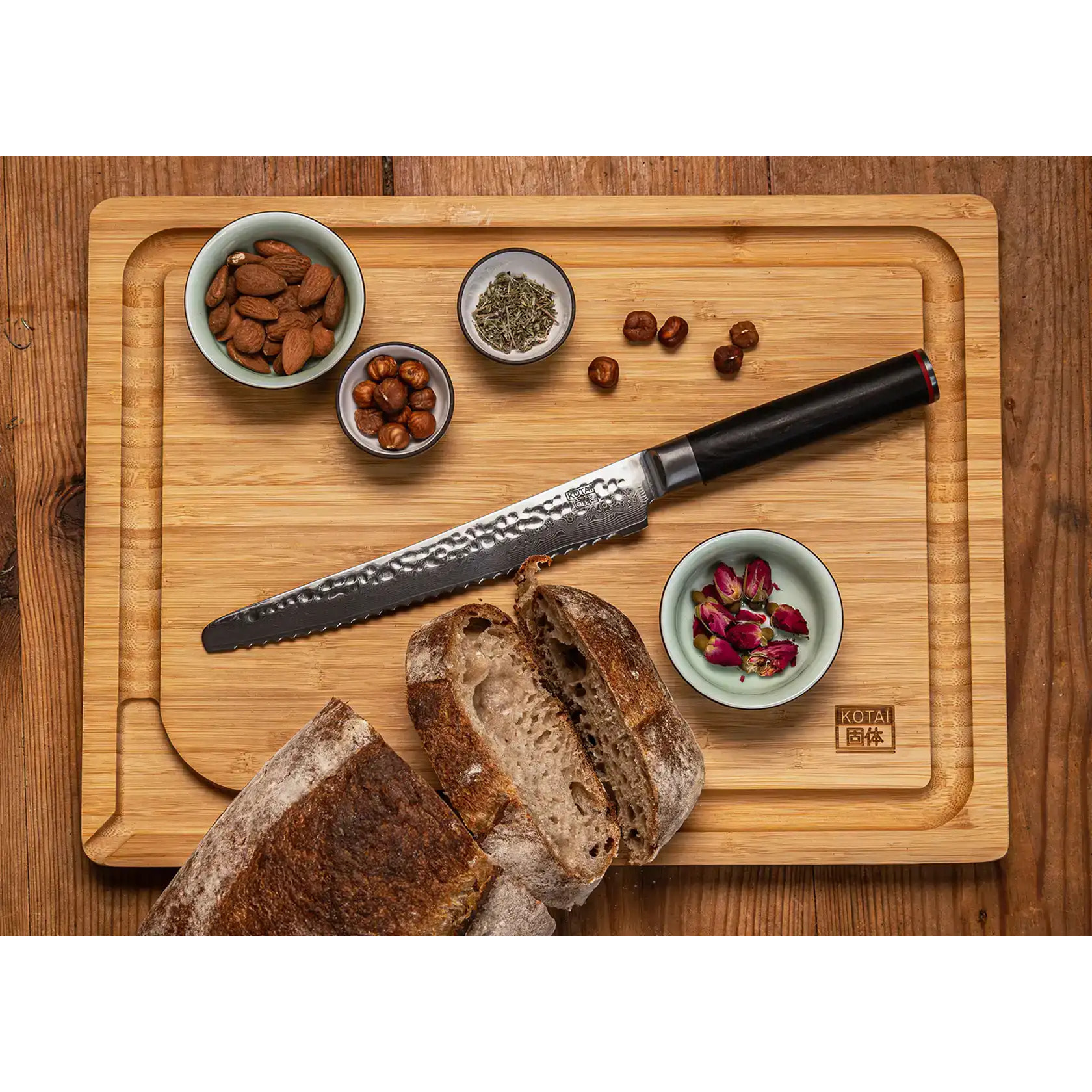 Coltello da pane seghettato | acciaio damasco | L: 20 cm