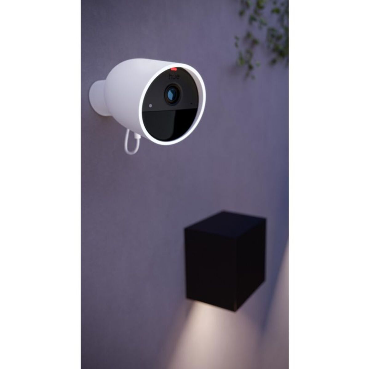 Caméra de surveillance PHILIPS HUE SECURE 2K filaire blanche