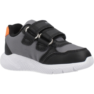 Zapatillas Niño de la marca GEOX  modelo B SPRINTYE BOY NEGRO