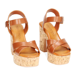 Sandalias con tacón marrones